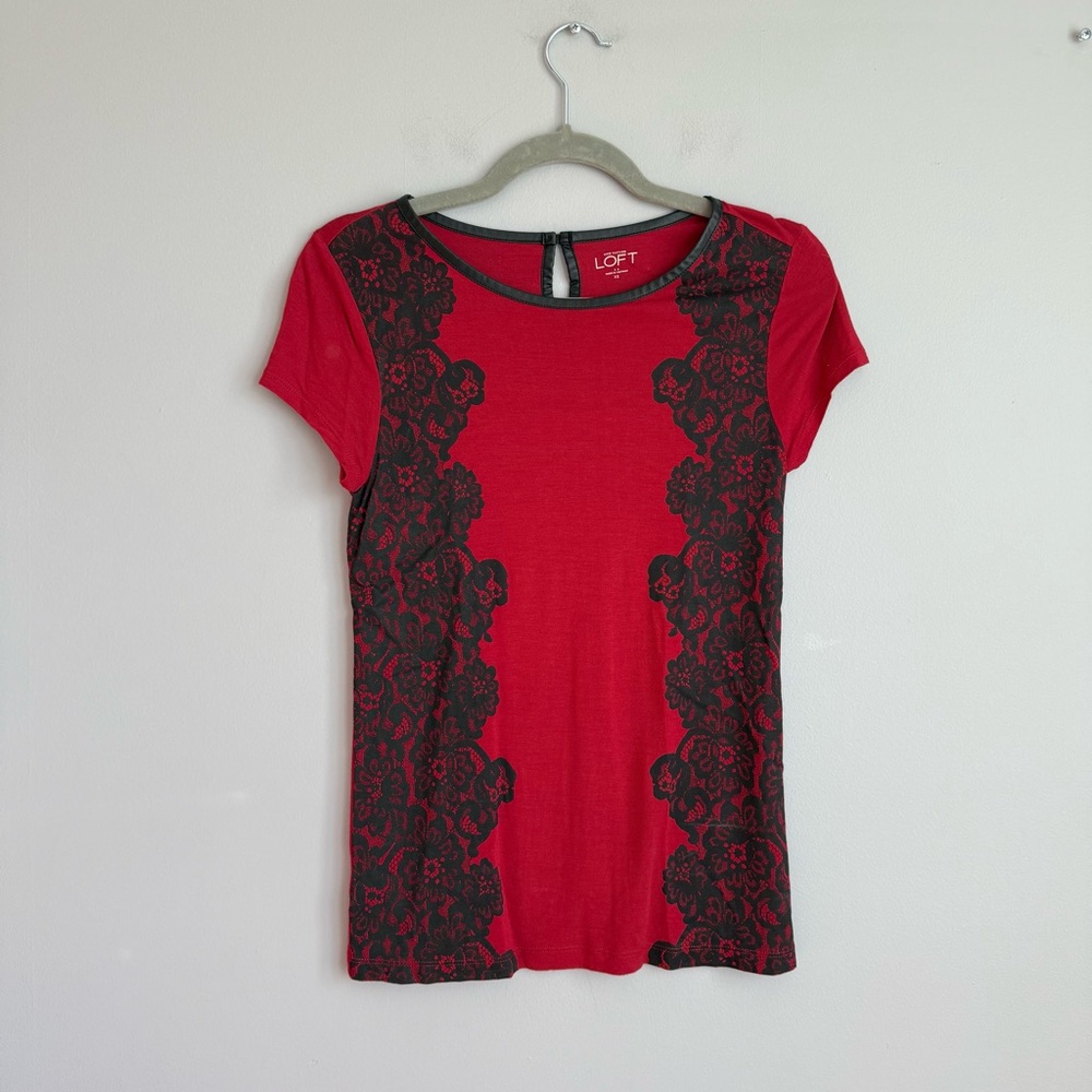 Ann Taylor LOFT Red and Black Top